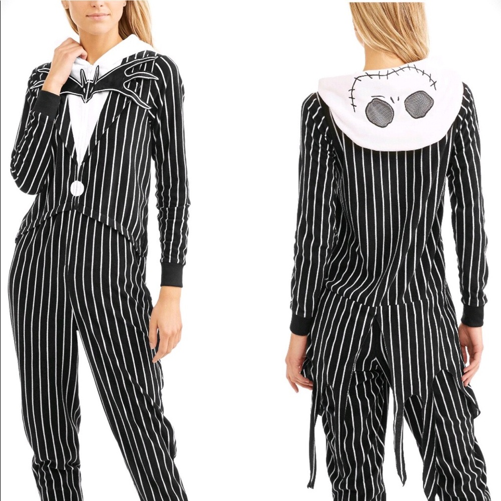 🧚🏽‍♀️🌈2/10 Host PICK🌈Plus size Disney  Onsie